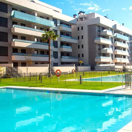 Malaga Los Alamos Beach * トレモリノス