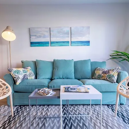 Malaga Los Alamos Beach Appartement *
